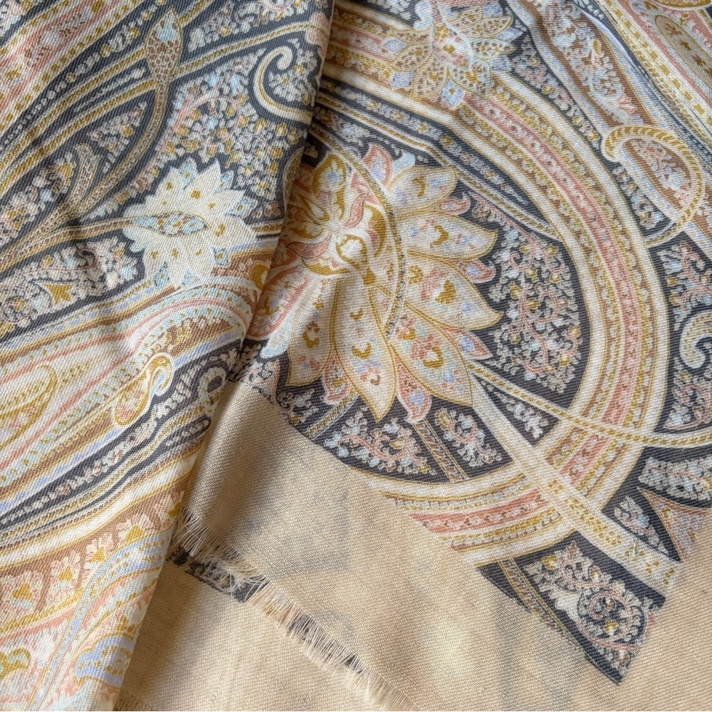 Vintage 90s Elegant Wool Scarf Neutral Minimalist Beige Boho Shawl Japan